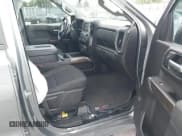 ✅ 2021 Chevrolet Silverado 1500 RST • VIN: 1GCUYEED7MZ321389 • Lot: 42970662. Wystawiony na IAAI z przebiegiem 47 116 mil. Bezpłatny archiwum sprzedaży aukcyjnych z USA i szczegółowy raport historii pojazdu na DreamBid. Zdjęcie 5.