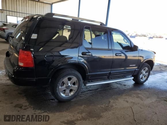 ✅ 2005 Ford Explorer Limited • VIN: 1FMZU75W95ZA57992 • Lot: 61191405. Wystawiony na Copart z przebiegiem 114 006 mil. Bezpłatny archiwum sprzedaży aukcyjnych z USA i szczegółowy raport historii pojazdu na DreamBid. Zdjęcie 3.