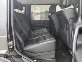 ✅ 2018 Mercedes-Benz G • VIN: WDCYC3KH7JX295132 • Lot: 38375412. Wystawiony na Copart z przebiegiem 26 903 mil. Bezpłatny archiwum sprzedaży aukcyjnych z USA i szczegółowy raport historii pojazdu na DreamBid. Zdjęcie 6.