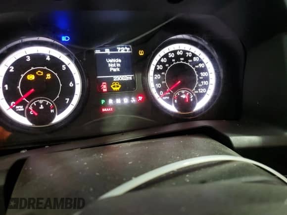 2024 Ram 1500 SLT z VIN 1C6RR6GG7RS142468, wystawiony jako Copart lot #50719445 z przebiegiem 23 062 mil mil oraz Czysty tytuł • Clean title. Historia ofert i sprzedaży dostępna na DreamBid. Obrazek 9.