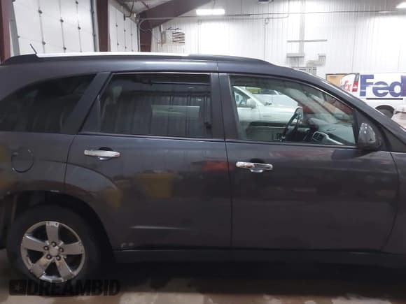 ✅ 2008 Suzuki XL7 Limited • VIN: 2S3DA917186113037 • Lot: 41759018. Wystawiony na IAAI z przebiegiem 134 921 mil. Bezpłatny archiwum sprzedaży aukcyjnych z USA i szczegółowy raport historii pojazdu na DreamBid. Zdjęcie 13.