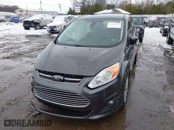 ✅ 2015 Ford C-Max SEL • VIN: 1FADP5BU0FL119996 • Lot: 41336984. Wystawiony na IAAI z przebiegiem 77 640 mil. Bezpłatny archiwum sprzedaży aukcyjnych z USA i szczegółowy raport historii pojazdu na DreamBid. Zdjęcie 18.