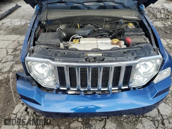 ✅ 2009 Jeep Liberty Limited • VIN: 1J8GN58K79W500131 • Lot: 70589295. Wystawiony na Copart z przebiegiem 148 074 mil. Bezpłatny archiwum sprzedaży aukcyjnych z USA i szczegółowy raport historii pojazdu na DreamBid. Zdjęcie 12.