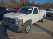 ✅ 2011 Chevrolet Silverado 2500HD Work Truck • VIN: 1GC0CVCG2BF214047 • Lot: 41410653. Wystawiony na IAAI z przebiegiem 224 820 mil. Bezpłatny archiwum sprzedaży aukcyjnych z USA i szczegółowy raport historii pojazdu na DreamBid. Zdjęcie 2.