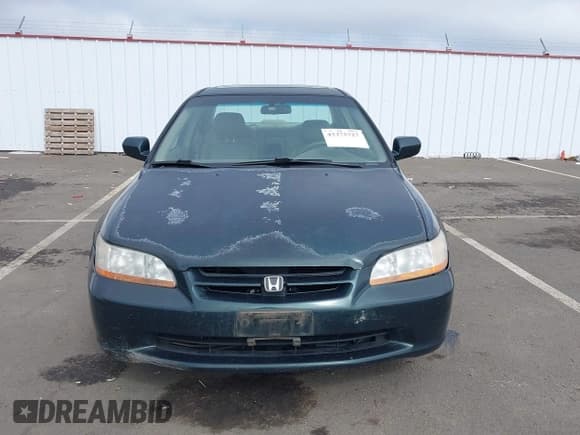 ✅ 2000 Honda Accord EX • VIN: 1HGCG1658YA061718 • Лот: 43375727. Опубликован ранее на IAAI с пробегом 175 835 миль. Бесплатный доступ к архиву аукционных продаж из США и подробный отчёт об истории автомобиля на DreamBid. Изображение 12.