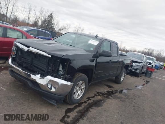 ✅ 2019 Chevrolet Silverado 1500 LT • VIN: 2GCRCPEC8K1112403 • Лот: 43682953. Опубликован ранее на IAAI с пробегом 127 946 миль. Бесплатный доступ к архиву аукционных продаж из США и подробный отчёт об истории автомобиля на DreamBid. Изображение 2.