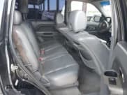 ✅ 2007 Honda Pilot EX-L • VIN: 5FNYF28627B008280 • Lot: 42052081. Wystawiony na IAAI z przebiegiem 178 527 mil. Bezpłatny archiwum sprzedaży aukcyjnych z USA i szczegółowy raport historii pojazdu na DreamBid. Zdjęcie 8.