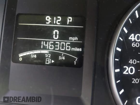 ✅ 2014 Volkswagen Jetta TDI w/Premium/Nav • VIN: 3VWLL7AJ8EM266890 • Lot: 42473906. Listed on IAAI with 146,306 mi. Free auction sales archive from the USA and detailed vehicle history report at DreamBid. Image 12.