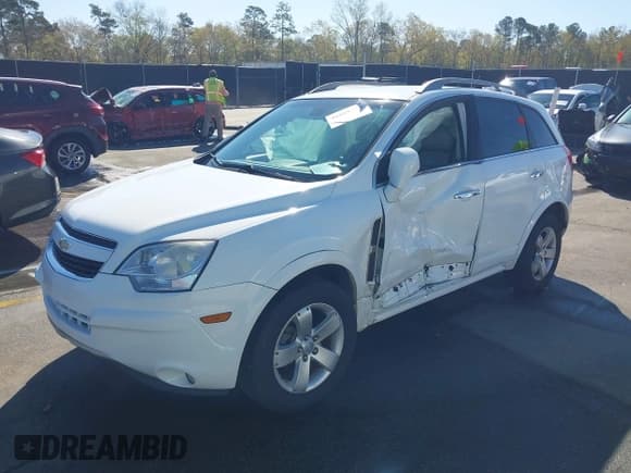✅ 2012 Chevrolet Captiva Sport LT • VIN: 3GNAL3E52CS644704 • Lot: 41888330. Wystawiony na IAAI z przebiegiem 134 402 mil. Bezpłatny archiwum sprzedaży aukcyjnych z USA i szczegółowy raport historii pojazdu na DreamBid. Zdjęcie 2.