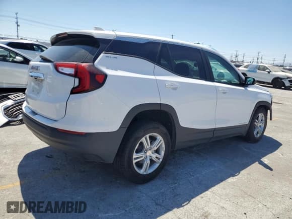 ✅ 2022 GMC Terrain SLE • VIN: 3GKALMEV0NL212211 • Lot: 63239505. Wystawiony na Copart z przebiegiem 72 859 mil. Bezpłatny archiwum sprzedaży aukcyjnych z USA i szczegółowy raport historii pojazdu na DreamBid. Zdjęcie 3.