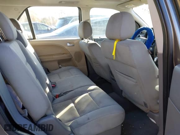 ✅ 2005 Ford Freestyle SEL • VIN: 1FMDK02115GA14436 • Lot: 43656763. Wystawiony na IAAI z przebiegiem Nie podano. Bezpłatny archiwum sprzedaży aukcyjnych z USA i szczegółowy raport historii pojazdu na DreamBid. Zdjęcie 8.