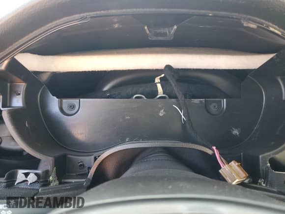 2017 Dodge Challenger 392 Hemi Scat Pack Shaker с VIN 2C3CDZFJ2HH584631, выставлен на аукционе Copart как лот 71422015 с пробегом Не указан миль и Списание • Salvage title. История ставок и продаж доступна на DreamBid. Изображение 9.