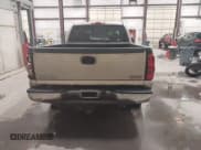 ✅ 2000 GMC Sierra 1500 SLE • VIN: 2GTEC19T3Y1302186 • Lot: 43560936. Wystawiony na IAAI z przebiegiem Nie podano. Bezpłatny archiwum sprzedaży aukcyjnych z USA i szczegółowy raport historii pojazdu na DreamBid. Zdjęcie 16.