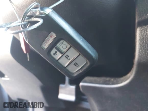 ✅ 2017 Honda Accord EX-L • VIN: 1HGCT2B8XHA005068 • Лот: 43722339. Опубликован ранее на IAAI с пробегом 116 984 миль. Бесплатный доступ к архиву аукционных продаж из США и подробный отчёт об истории автомобиля на DreamBid. Изображение 11.