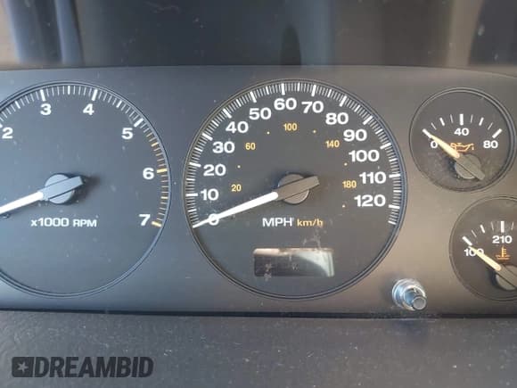 ✅ 1999 Jeep Grand Cherokee Laredo • VIN: 1J4GW58S9XC637861 • Лот: 43702075. Опубликован ранее на IAAI с пробегом Не указан. Бесплатный доступ к архиву аукционных продаж из США и подробный отчёт об истории автомобиля на DreamBid. Изображение 7.