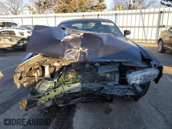 ✅ 2011 Dodge Challenger • VIN: 2B3CJ4DG9BH512929 • Lot: 83469504. Wystawiony na Copart z przebiegiem 61 812 mil. Bezpłatny archiwum sprzedaży aukcyjnych z USA i szczegółowy raport historii pojazdu na DreamBid. Zdjęcie 5.