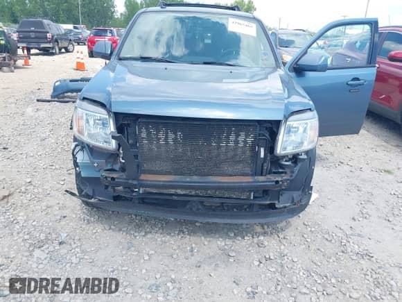 2011 Mercury Mariner Premier с VIN 4M2CN9HG3BKJ05850, выставлен на аукционе IAAI как лот 42965465 с пробегом 123 415 миль миль и . История ставок и продаж доступна на DreamBid. Изображение 6.