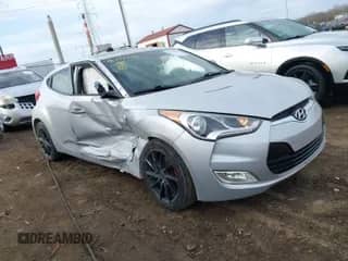 2015 Hyundai Veloster RE:FLEX с VIN KMHTC6AD8FU233646, выставлен на аукционе IAAI как лот 41719338 с пробегом 171 110 миль миль и . История ставок и продаж доступна на DreamBid. Изображение 1.