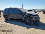 ✅ 2019 Jeep Grand Cherokee Altitude • VIN: 1C4RJFAGXKC825872 • Lot: 91421805. Wystawiony na Copart z przebiegiem 71 529 mil. Bezpłatny archiwum sprzedaży aukcyjnych z USA i szczegółowy raport historii pojazdu na DreamBid. Zdjęcie 4.