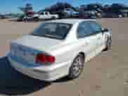 2004 Hyundai Sonata GLS z VIN KMHWF35H34A971076, wystawiony jako IAAI lot #41817272 z przebiegiem 125 278 mil mil oraz . Historia ofert i sprzedaży dostępna na DreamBid. Obrazek 4.