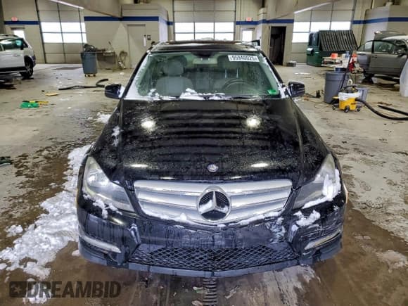 ✅ 2012 Mercedes-Benz C 300 Sport • VIN: WDDGF8BB8CA706616 • Lot: 95940025. Listed on Copart with 249,497 mi. Free auction sales archive from the USA and detailed vehicle history report at DreamBid. Image 5.