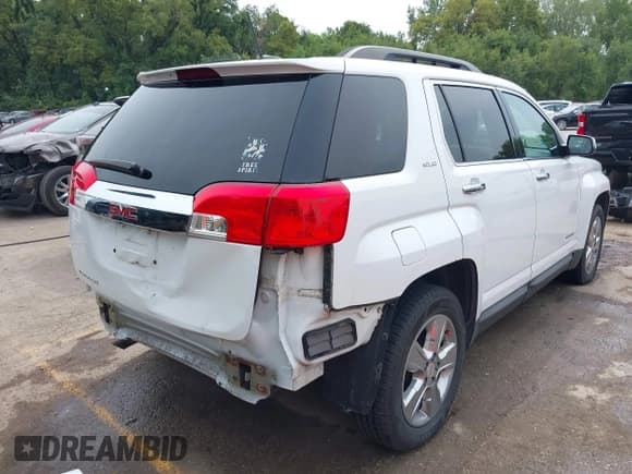 ✅ 2015 GMC Terrain SLE • VIN: 2GKALREK0F6257688 • Lot: 43149766. Listed on IAAI with 121,850 mi. Free auction sales archive from the USA and detailed vehicle history report at DreamBid. Image 4.