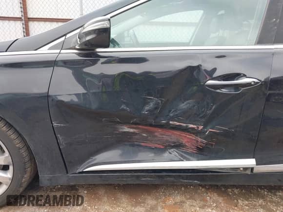 2013 Hyundai Azera с VIN KMHFH4JG7DA211276, выставлен на аукционе IAAI как лот 41743501 с пробегом 167 299 миль миль и . История ставок и продаж доступна на DreamBid. Изображение 6.