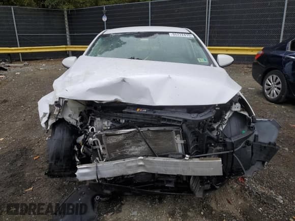 ✅ 2017 Hyundai Ioniq Blue • VIN: KMHC65LC9HU031519 • Lot: 86222415. Wystawiony na Copart z przebiegiem 150 208 mil. Bezpłatny archiwum sprzedaży aukcyjnych z USA i szczegółowy raport historii pojazdu na DreamBid. Zdjęcie 5.