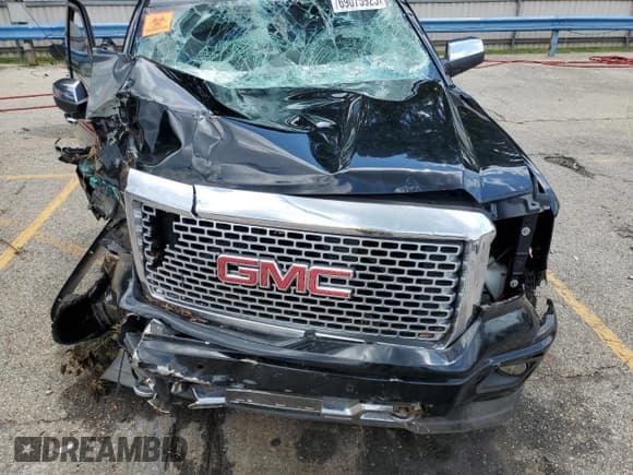 ✅ 2014 GMC Sierra 1500 Denali • VIN: 3GTU2WEJ0EG528124 • Lot: 69075925. Listed on Copart with Not provided. Free auction sales archive from the USA and detailed vehicle history report at DreamBid. Image 11.