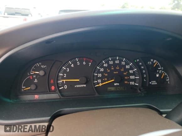 ✅ 2002 Toyota Tundra Limited • VIN: 5TBRT38192S270737 • Lot: 57826525. Listed on Copart with 194,228 mi. Free auction sales archive from the USA and detailed vehicle history report at DreamBid. Image 9.