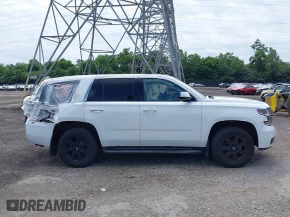 2016 Chevrolet Tahoe Commercial с VIN 1GNSKFEC1GR249946, выставлен на аукционе IAAI как лот 42610587 с пробегом Не указан миль и . История ставок и продаж доступна на DreamBid. Изображение 14.