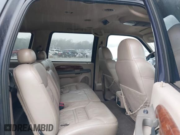 ✅ 2000 Ford Excursion Limited • VIN: 1FMNU42S0YEC70159 • Лот: 40918396. Опубликован ранее на IAAI с пробегом 168 564 миль. Бесплатный доступ к архиву аукционных продаж из США и подробный отчёт об истории автомобиля на DreamBid. Изображение 8.