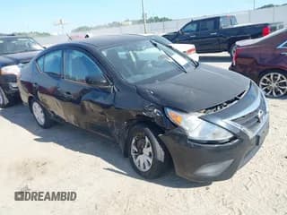 ✅ 2017 Nissan Versa S • VIN: 3N1CN7AP9HL846602 • Lot: 42739238. Wystawiony na IAAI z przebiegiem 80 823 mil. Bezpłatny archiwum sprzedaży aukcyjnych z USA i szczegółowy raport historii pojazdu na DreamBid. Zdjęcie 1.