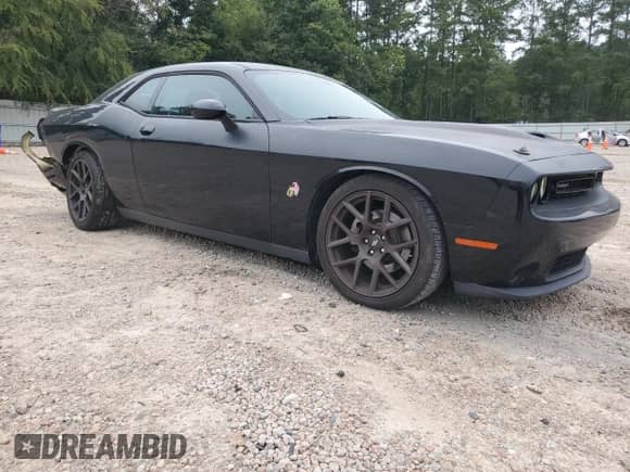 2017 Dodge Challenger R/T с VIN 2C3CDZBT3HH555145, выставлен на аукционе Copart как лот 68767725 с пробегом 56 972 миль миль и Списание • Salvage title. История ставок и продаж доступна на DreamBid. Изображение 4.