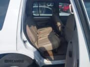 ✅ 2002 Mercury Mountaineer Convenience • VIN: 4M2ZU66W72UJ37596 • Lot: 42694561. Wystawiony na IAAI z przebiegiem 87 892 mil. Bezpłatny archiwum sprzedaży aukcyjnych z USA i szczegółowy raport historii pojazdu na DreamBid. Zdjęcie 8.