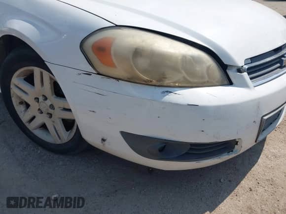 2010 Chevrolet Impala LT z VIN 2G1WB5EK7A1124082, wystawiony jako IAAI lot #43348945 z przebiegiem 206 070 mil mil oraz . Historia ofert i sprzedaży dostępna na DreamBid. Obrazek 12.