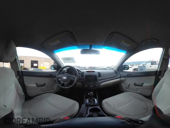 ✅ 2013 Kia Forte LX • VIN: KNAFT4A28D5723383 • Лот: 43687671. Опубликован ранее на IAAI с пробегом 143 352 миль. Бесплатный доступ к архиву аукционных продаж из США и подробный отчёт об истории автомобиля на DreamBid. Изображение 18.