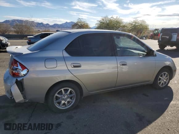 ✅ 2002 Toyota Prius • VIN: JT2BK18U720062491 • Lot: 82690874. Listed on Copart with 94,865 mi. Free auction sales archive from the USA and detailed vehicle history report at DreamBid. Image 3.