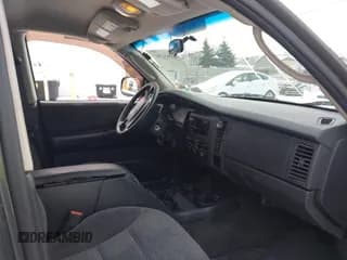 ✅ 2002 Dodge Durango SLT • VIN: 1B4HS48N82F212808 • Lot: 43841382. Listed on IAAI with 147,668 mi. Free auction sales archive from the USA and detailed vehicle history report at DreamBid. Image 1.