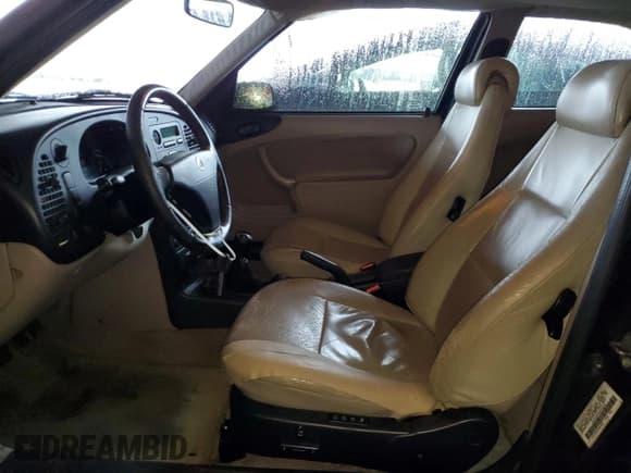 ✅ 1997 Saab 900 SE • VIN: YS3DF35N6V2052503 • Lot: 84914574. Listed on Copart with 169,980 mi. Free auction sales archive from the USA and detailed vehicle history report at DreamBid. Image 7.