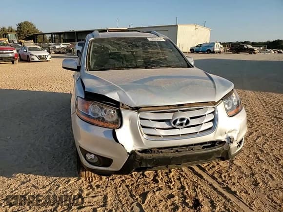 ✅ 2011 Hyundai Santa Fe SE • VIN: 5XYZH4AG7BG014252 • Lot: 78093834. Listed on Copart with 139,406 mi. Free auction sales archive from the USA and detailed vehicle history report at DreamBid. Image 11.