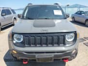 ✅ 2021 Jeep Renegade Trailhawk • VIN: ZACNJDC12MPN30675 • Lot: 42988189. Wystawiony na IAAI z przebiegiem 62 998 mil. Bezpłatny archiwum sprzedaży aukcyjnych z USA i szczegółowy raport historii pojazdu na DreamBid. Zdjęcie 13.