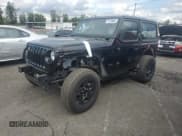 ✅ 2022 Jeep Wrangler Sport S • VIN: 1C4GJXAN6NW240303 • Лот: 71310864. Опубликован ранее на Copart с пробегом 13 458 миль. Бесплатный доступ к архиву аукционных продаж из США и подробный отчёт об истории автомобиля на DreamBid. Изображение 1.