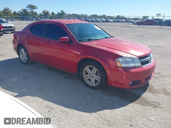 ✅ 2013 Dodge Avenger SXT • VIN: 1C3CDZCB7DN626466 • Лот: 43680583. Опубликован ранее на IAAI с пробегом 255 300 миль. Бесплатный доступ к архиву аукционных продаж из США и подробный отчёт об истории автомобиля на DreamBid. Изображение 1.