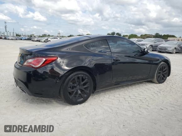 ✅ 2015 Hyundai Genesis Coupe 3.8L Base • VIN: KMHHT6KJ7FU126128 • Lot: 55596125. Wystawiony na Copart z przebiegiem 113 973 mil. Bezpłatny archiwum sprzedaży aukcyjnych z USA i szczegółowy raport historii pojazdu na DreamBid. Zdjęcie 3.