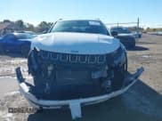 ✅ 2022 Jeep Compass Latitude • VIN: 3C4NJDBB3NT176785 • Lot: 43361631. Listed on IAAI with 22,928 mi. Free auction sales archive from the USA and detailed vehicle history report at DreamBid. Image 12.