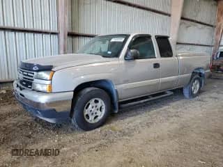 2006 Chevrolet Silverado 1500 LT2 z VIN 1GCEK19T66Z277209, wystawiony jako Copart lot #79483294 z przebiegiem 105 166 mil mil oraz Czysty tytuł • Clean title. Historia ofert i sprzedaży dostępna na DreamBid. Obrazek 1.
