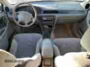 2000 Chevrolet Malibu z VIN 1G1ND52JXY6136862, wystawiony jako Copart lot #42811375 z przebiegiem 244 265 mil mil oraz Szkoda całkowita • Salvage title. Historia ofert i sprzedaży dostępna na DreamBid. Obrazek 8.