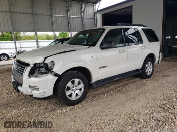 ✅ 2008 Ford Explorer XLT • VIN: 1FMEU73898UA88356 • Lot: 55134905. Wystawiony na Copart z przebiegiem 262 882 mil. Bezpłatny archiwum sprzedaży aukcyjnych z USA i szczegółowy raport historii pojazdu na DreamBid. Zdjęcie 1.