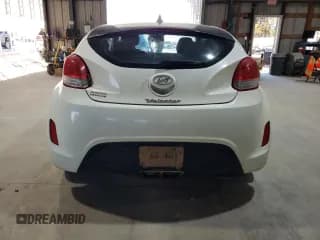 ✅ 2013 Hyundai Veloster w/Gray Int • VIN: KMHTC6AD4DU169991 • Lot: 80317444. Wystawiony na Copart z przebiegiem 145 107 mil. Bezpłatny archiwum sprzedaży aukcyjnych z USA i szczegółowy raport historii pojazdu na DreamBid. Zdjęcie 6.